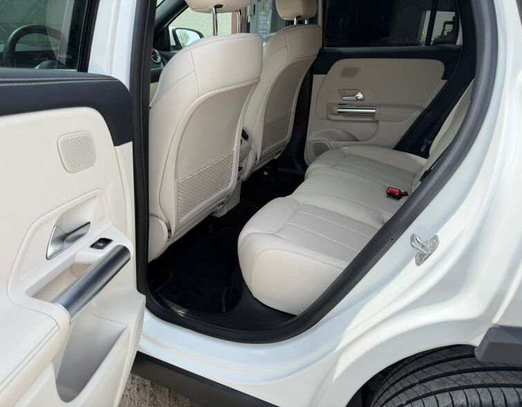 MERCEDES-BENZ EQA 250+